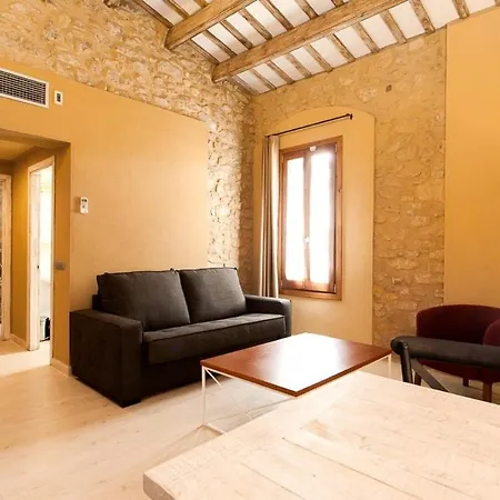 Petit Apartment
