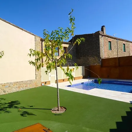 Petit Apartment Pals